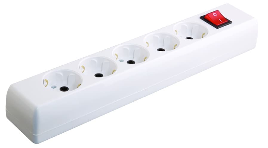 Produžni kabel 5U 3m sa prekidačem
